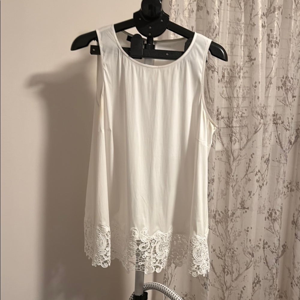 Elegant White Lace Trim Women's Top